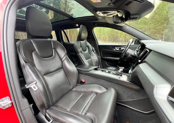 Volvo V60 cena 129000 przebieg: 57000, rok produkcji 2019 z Tuczno małe 781